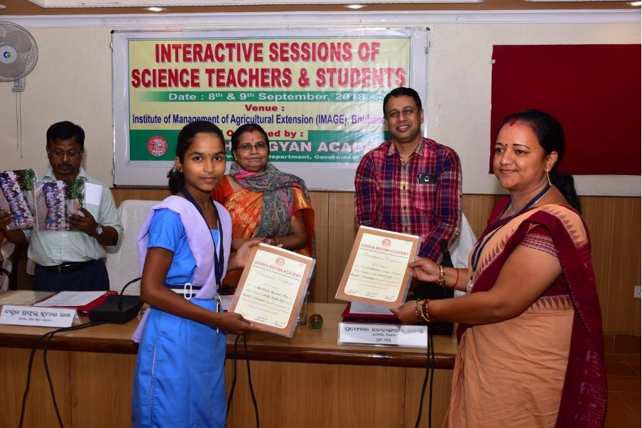Interaction with science teachers and students organized by Odisha Bigyan Academy