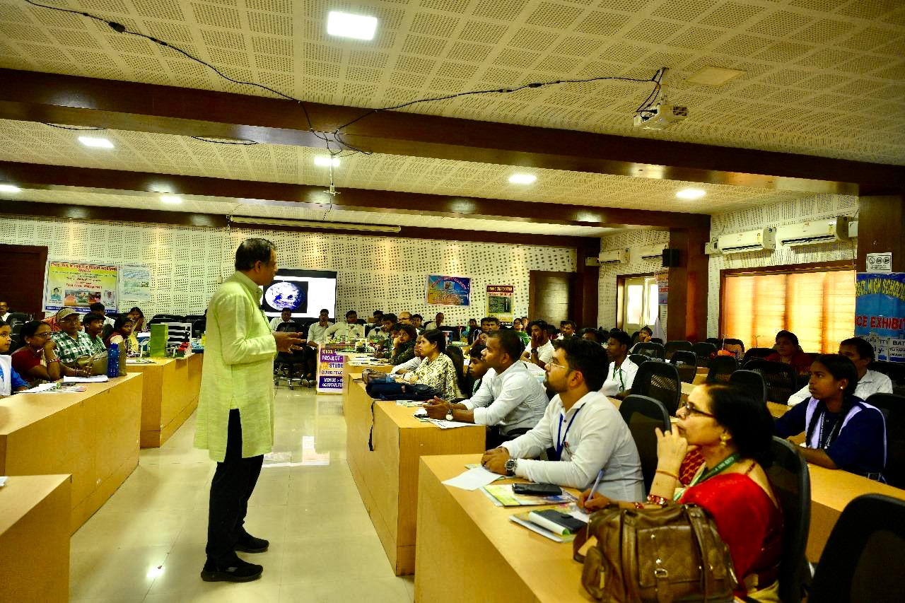 Interaction with science teachers and students organized by Odisha Bigyan Academy